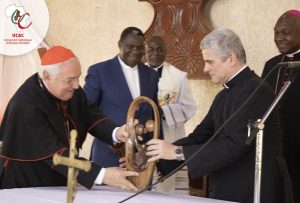 Visite à l'UCAC de son Eminence Jean Marc Cardinal AVELINE, Archevêque du diocèse de Marseille (France)